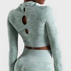 Gymshark Sage Green Camo Seamless Long Sleeve Compression Crop Top Medium